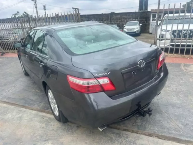 TOYOTA Camry - 2007