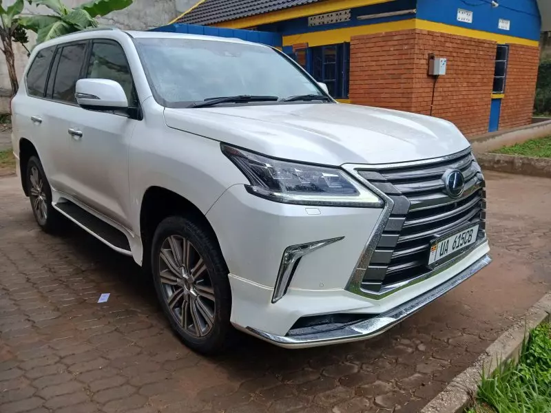 Lexus LX 570   - 2016
