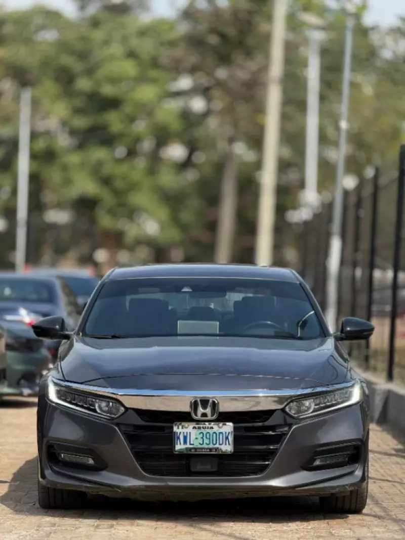 Honda Accord   - 2018