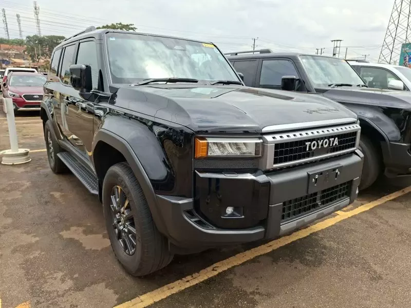 Toyota Prado   - 2024