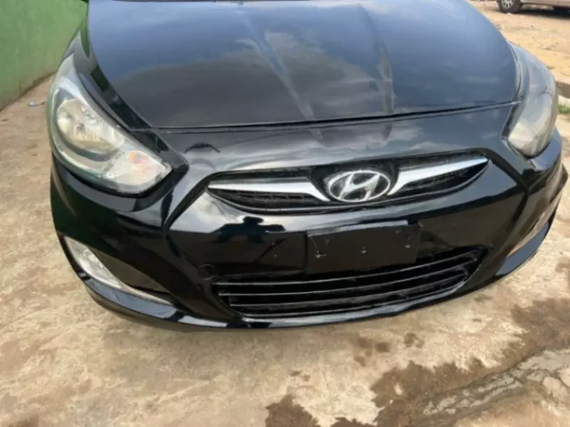 Acura Accent   - 2013