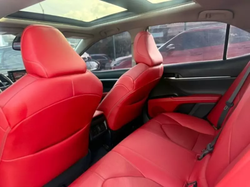 Toyota Camry   - 2022