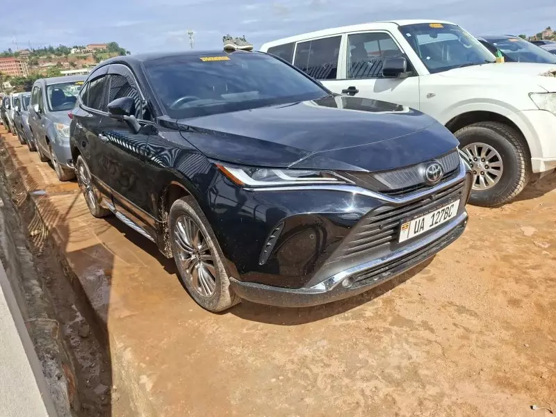 Toyota Harrier hybrid    - 2020