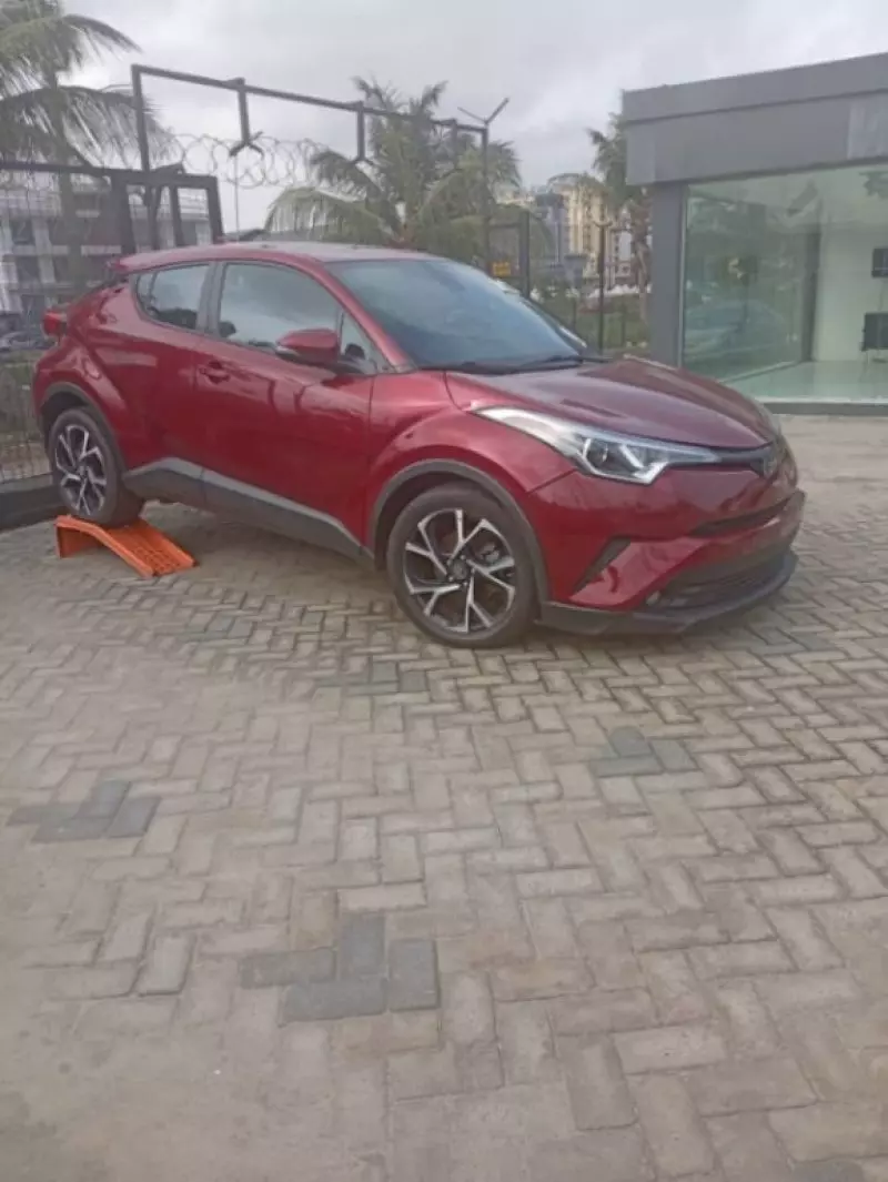 TOYOTA C-HR   - 2017