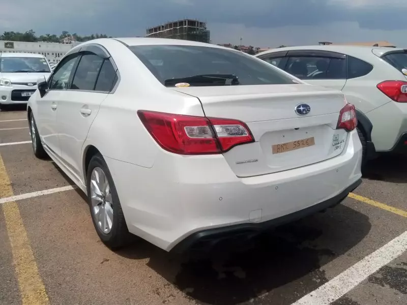 Subaru Legacy   - 2016