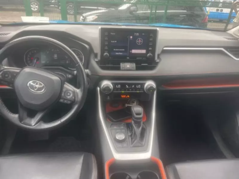 TOYOTA RAV 4   - 2019