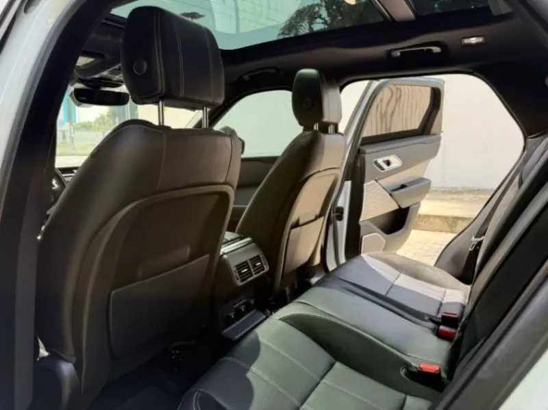 Land Rover Range Rover Sport   - 2017