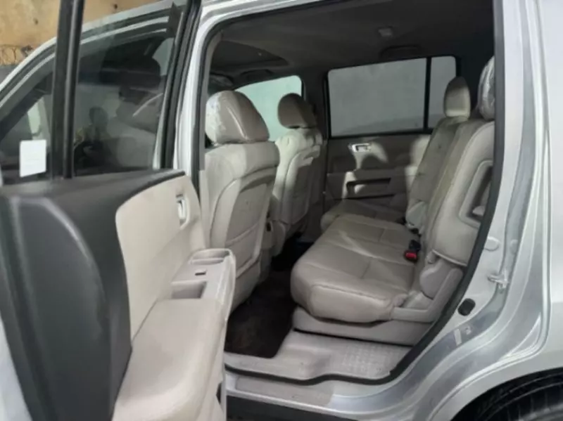 Honda Pilot   - 2012