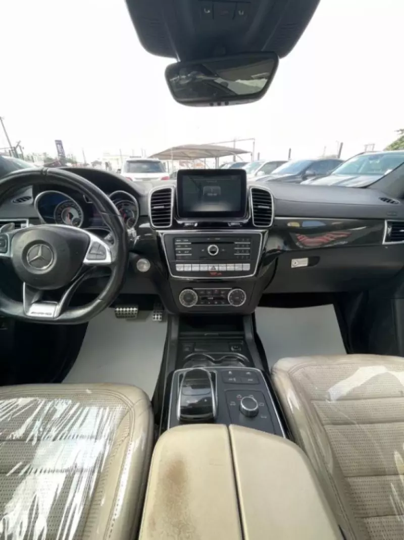 Mercedes-Benz GLC 63 AMG   - 2020