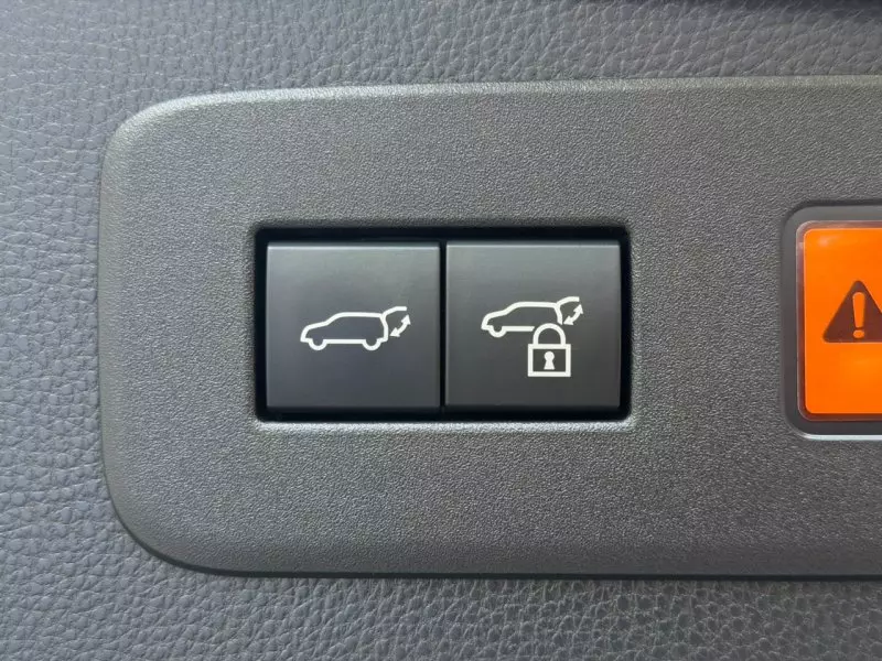 TOYOTA Landcruiser Prado   - 2024