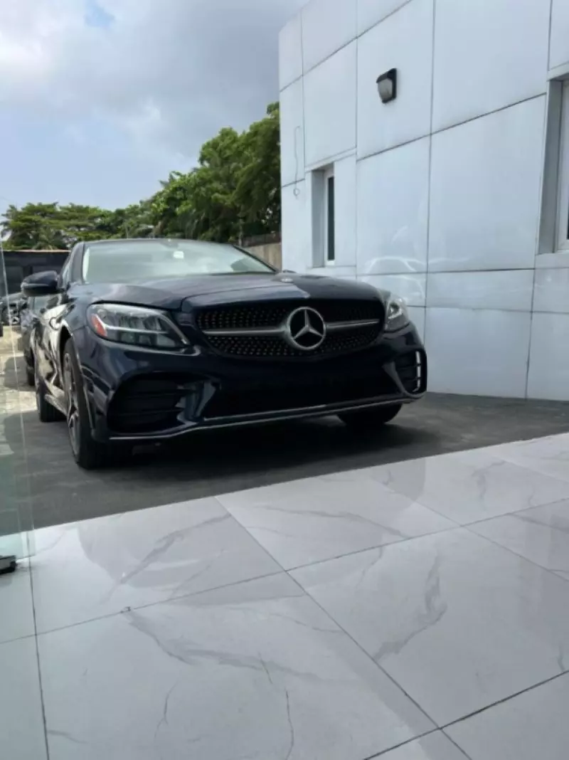 Mercedes-Benz C 300   - 2020