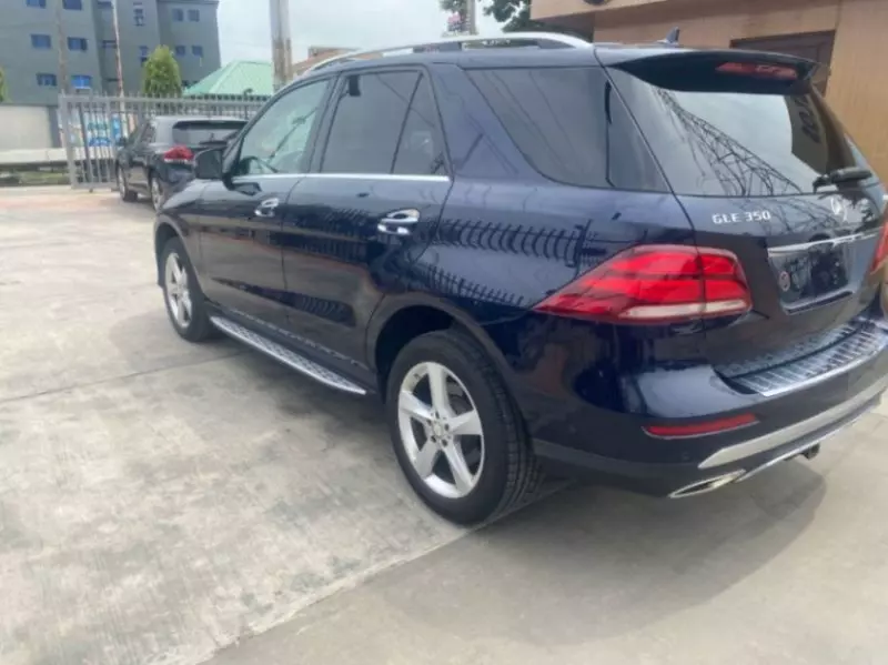 Mercedes-Benz GLE 350   - 2016