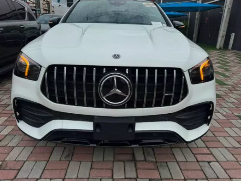 Mercedes-Benz GLE 53 AMG   - 2021