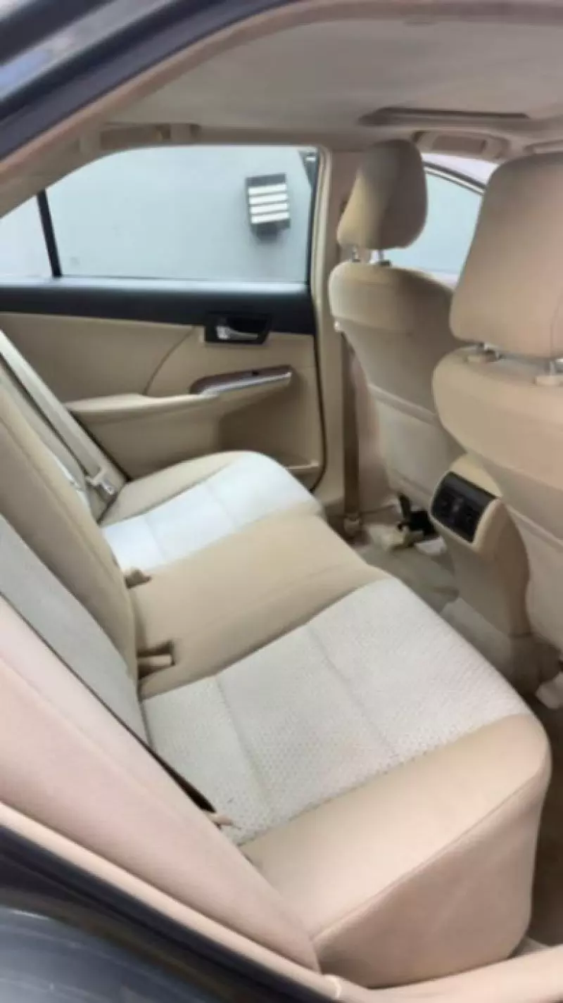 Toyota Camry   - 2012