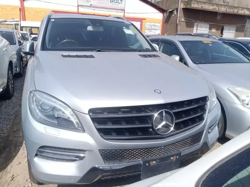 Mercedes-Benz ML 350   - 2013