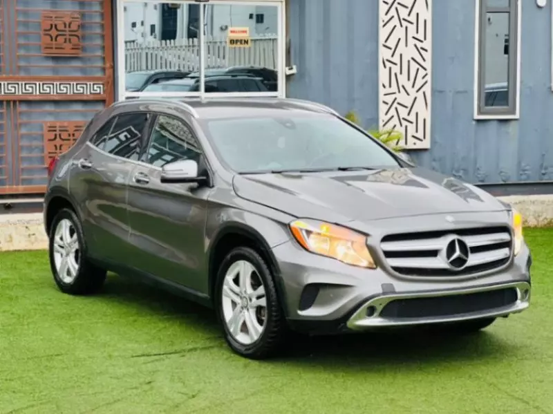 Mercedes-Benz GLA 250   - 2015