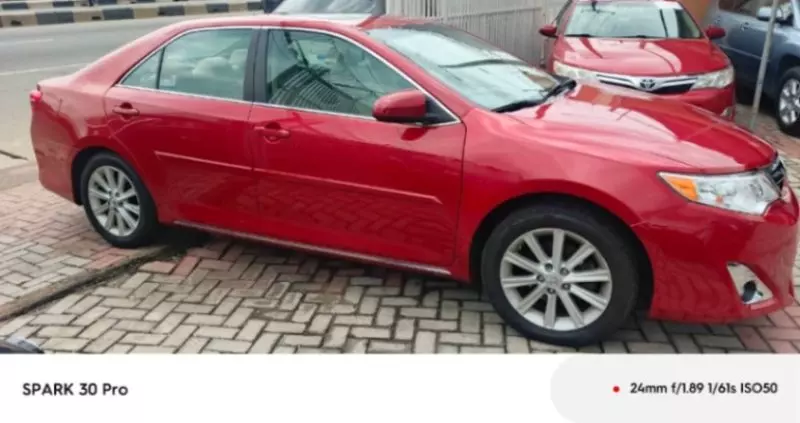 Toyota Camry   - 2014