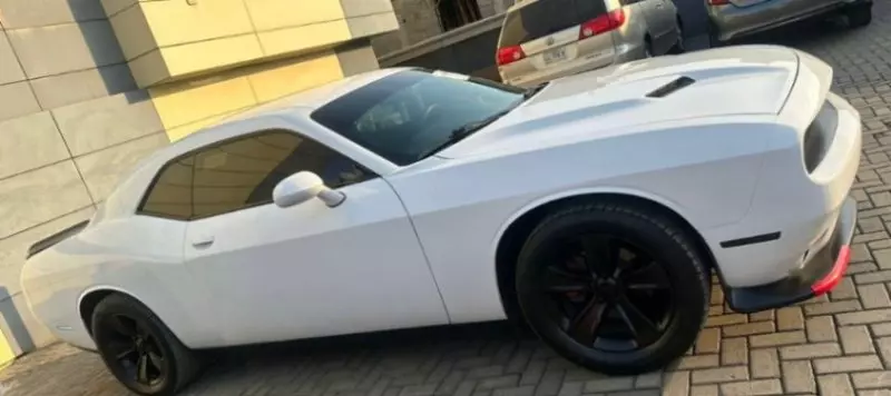 Dodge Challenger - 2015