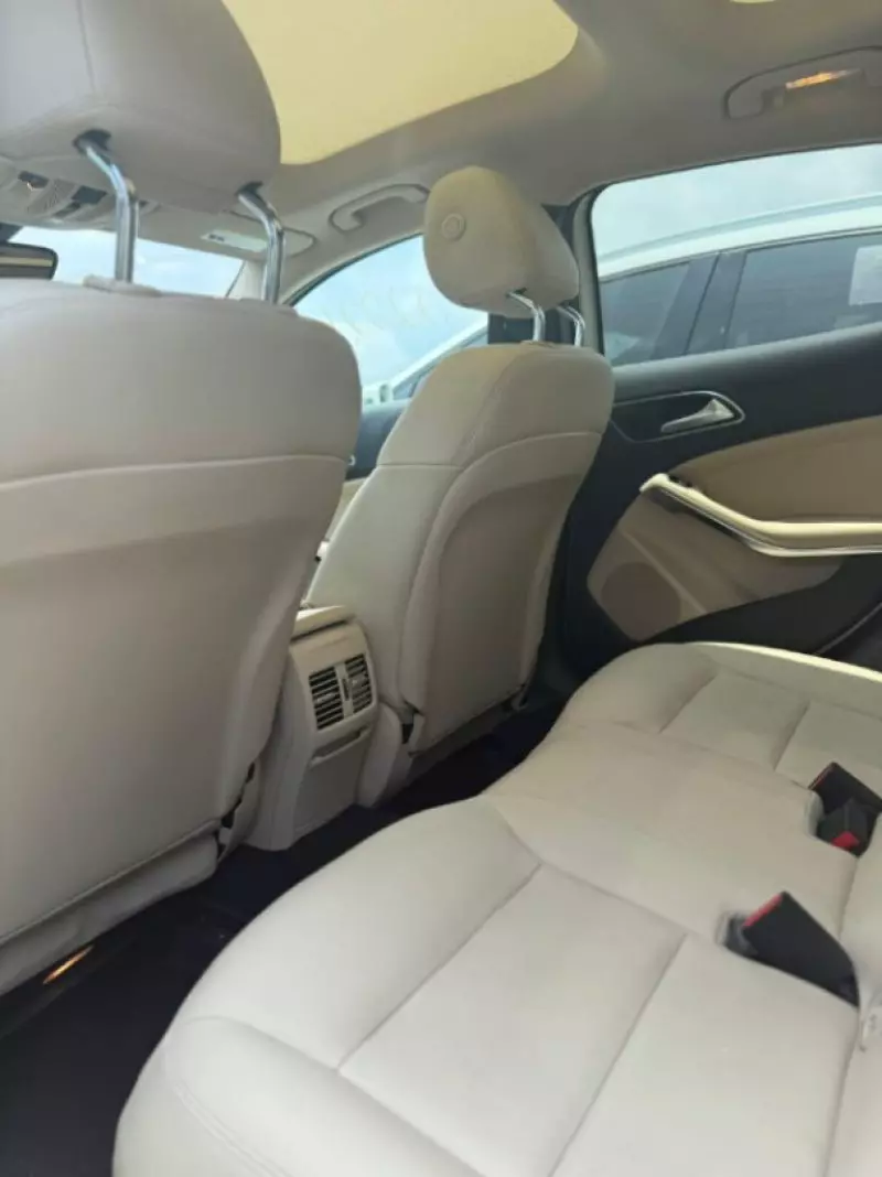 Mercedes-Benz GLA 250   - 2015
