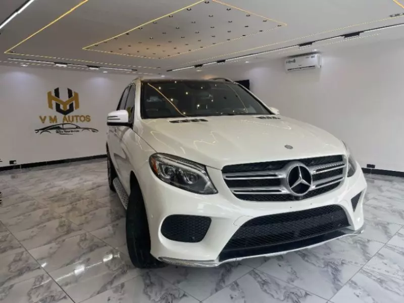 Mercedes-Benz GLE-Class   - 2017