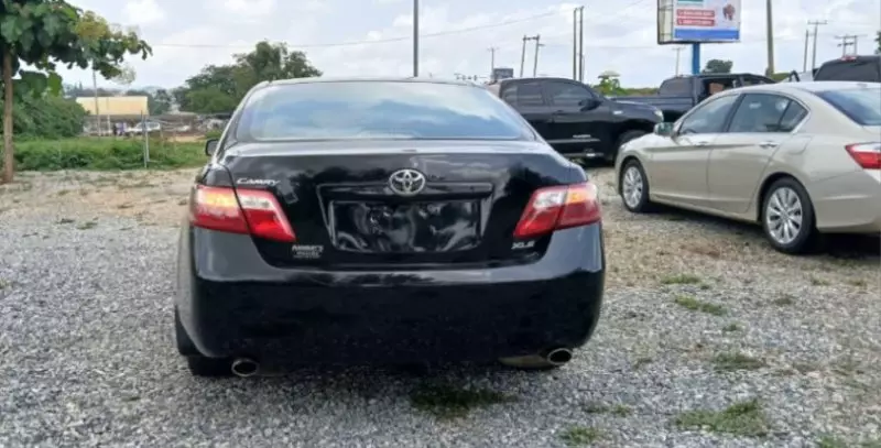 TOYOTA Camry   - 2009