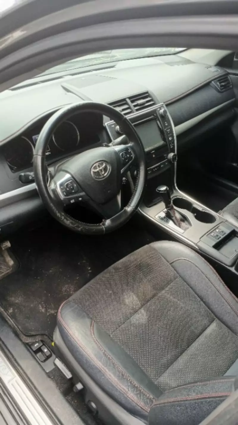 Toyota Camry   - 2016