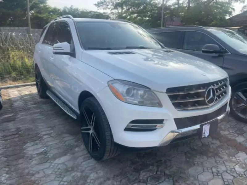 Mercedes-Benz ML 350 - 2014
