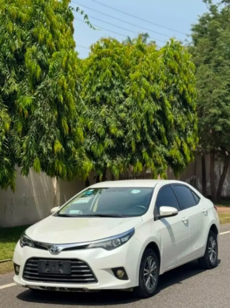 TOYOTA Corolla - 2016