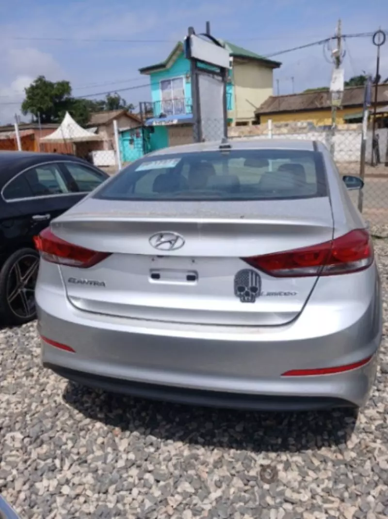 Hyundai Elantra   - 2017