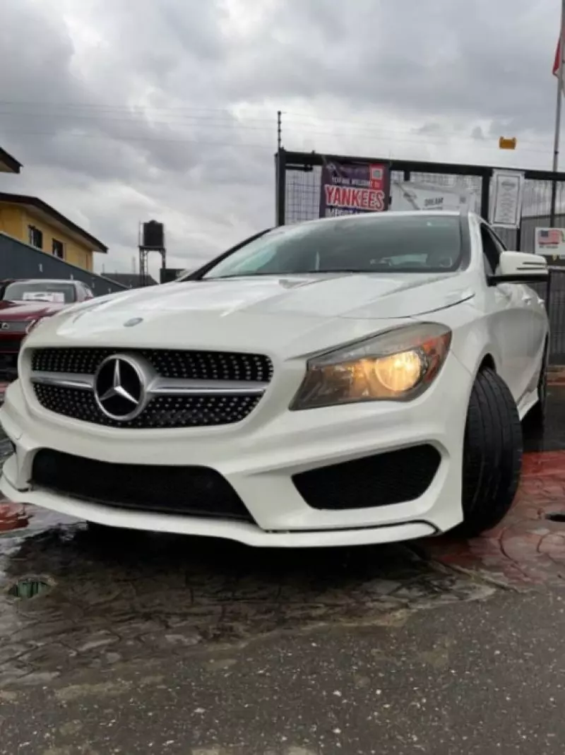 Mercedes-Benz CLA 250   - 2016