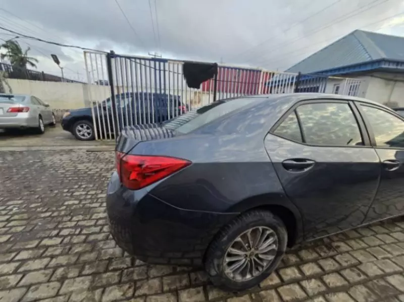TOYOTA Corolla   - 2014