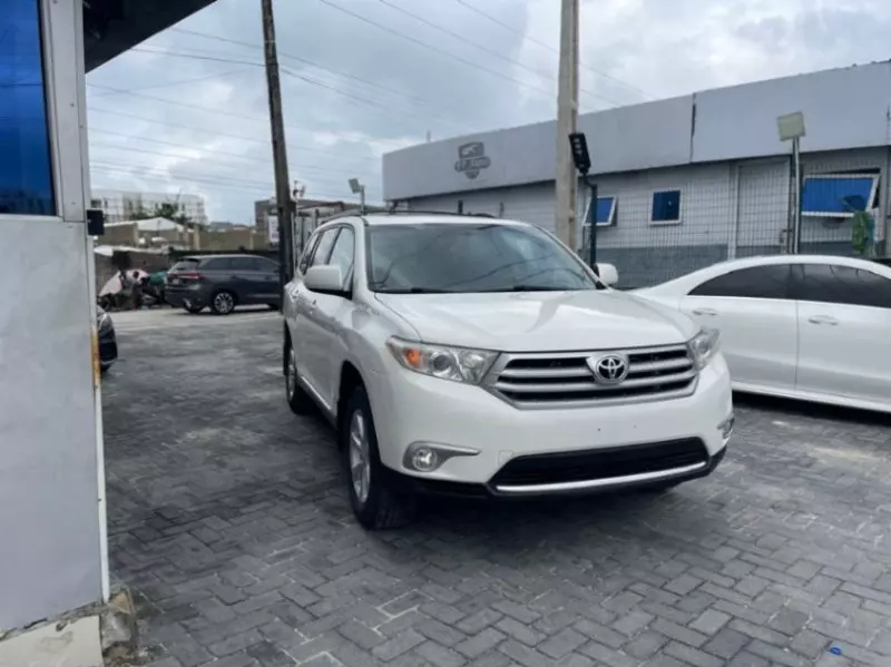 TOYOTA Highlander - 2013