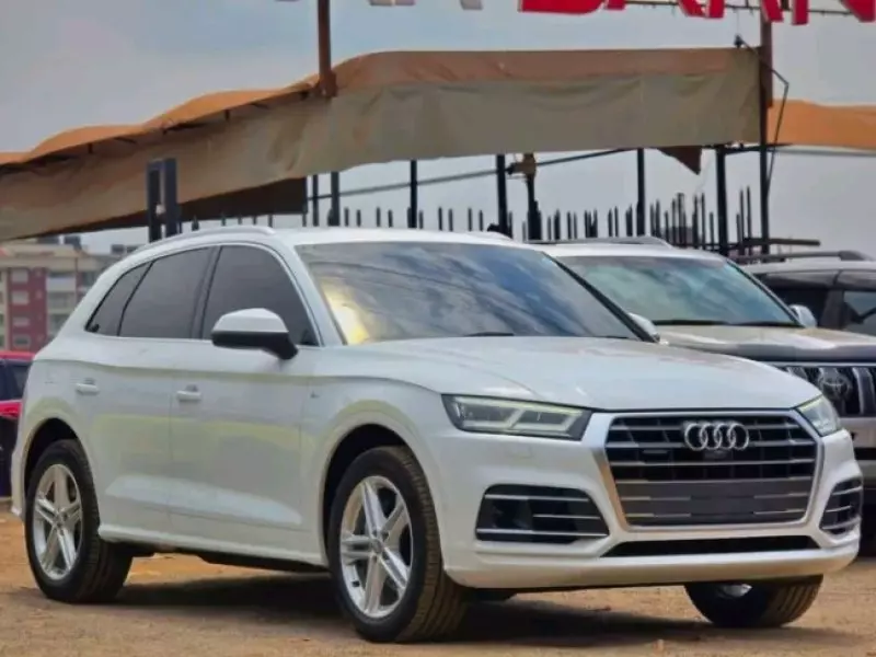 Audi Q5   - 2018