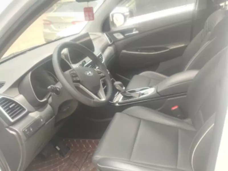 Hyundai Tucson   - 2019