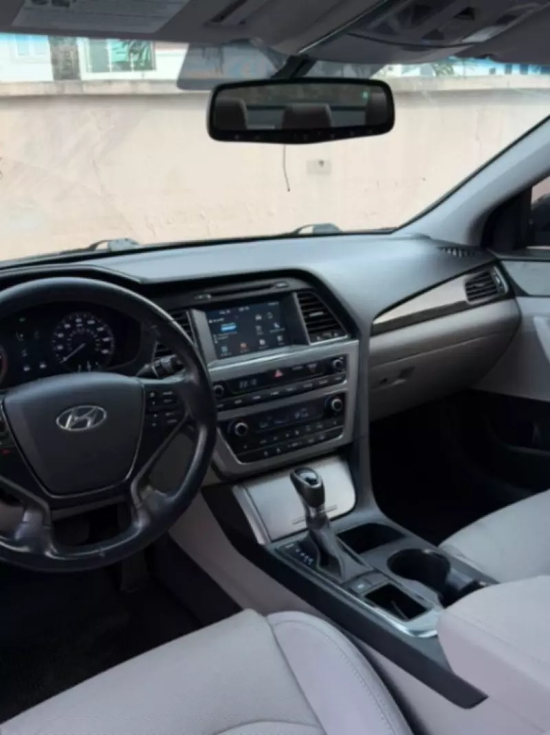 Hyundai Sonata   - 2017