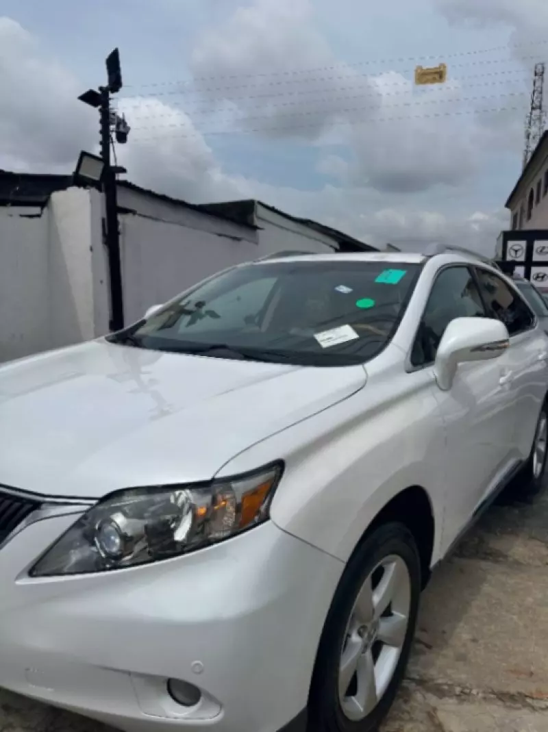 Lexus RX   - 2010
