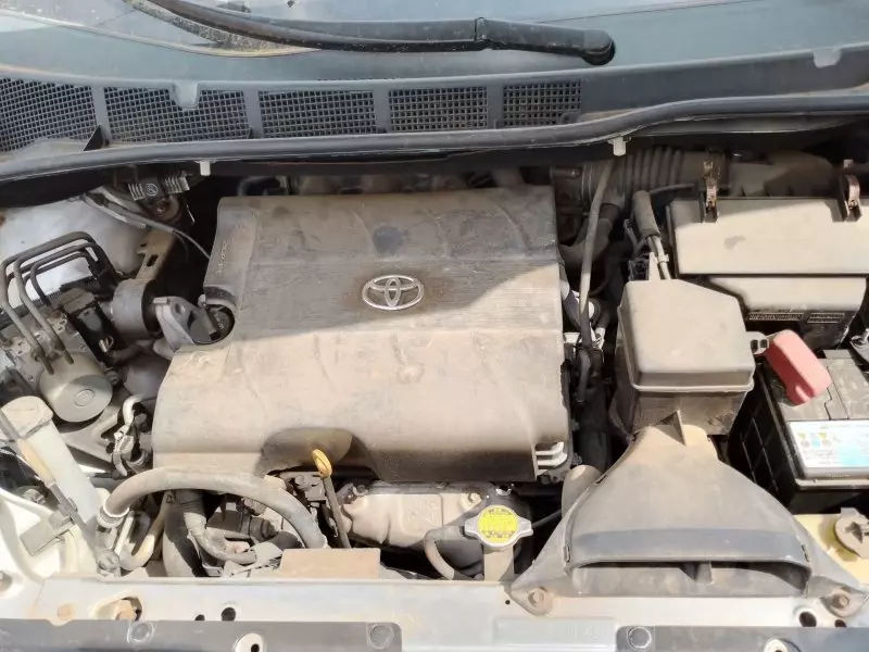 Toyota Sienna   - 2011