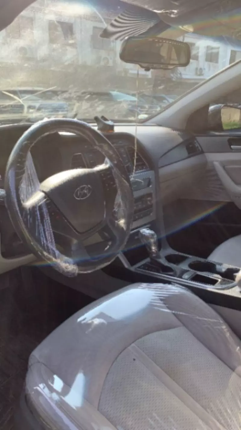 Hyundai Sonata   - 2015