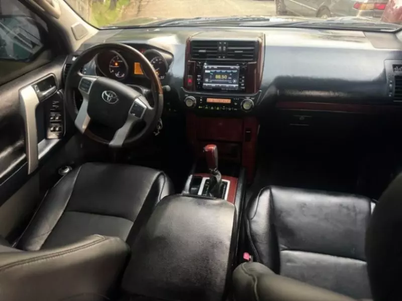 Toyota Landcruiser Prado   - 2010