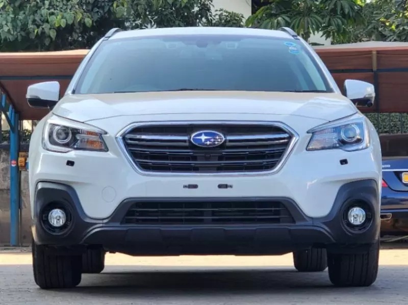 Subaru Outback   - 2018