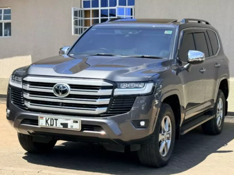 Toyota Landcruiser Sahara   - 2024