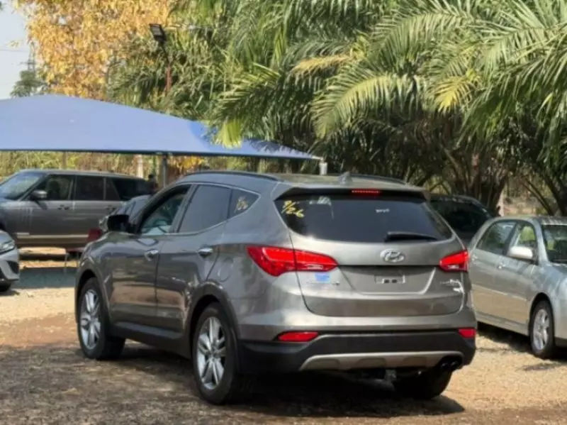 Hyundai Santa Fe Sport   - 2015