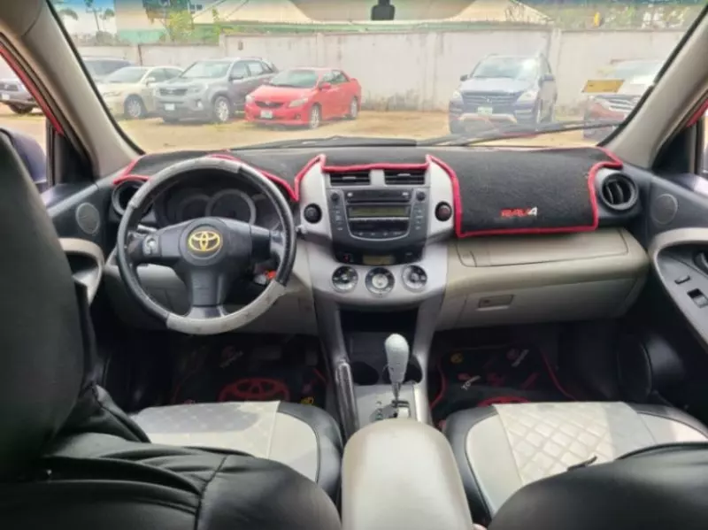Toyota RAV 4 - 2006