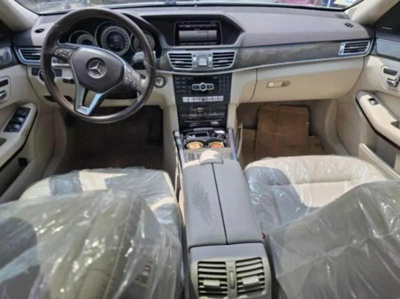 Mercedes-Benz E350   - 2014