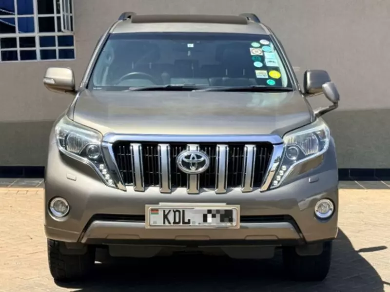 Toyota Landcruiser prado TX   - 2015
