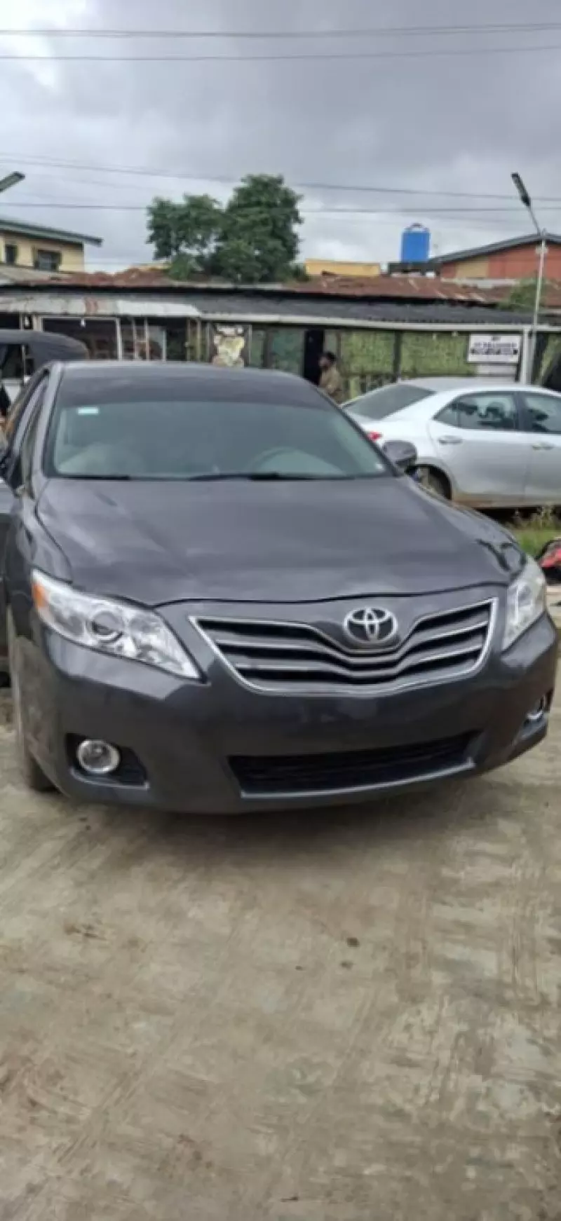TOYOTA Camry   - 2010