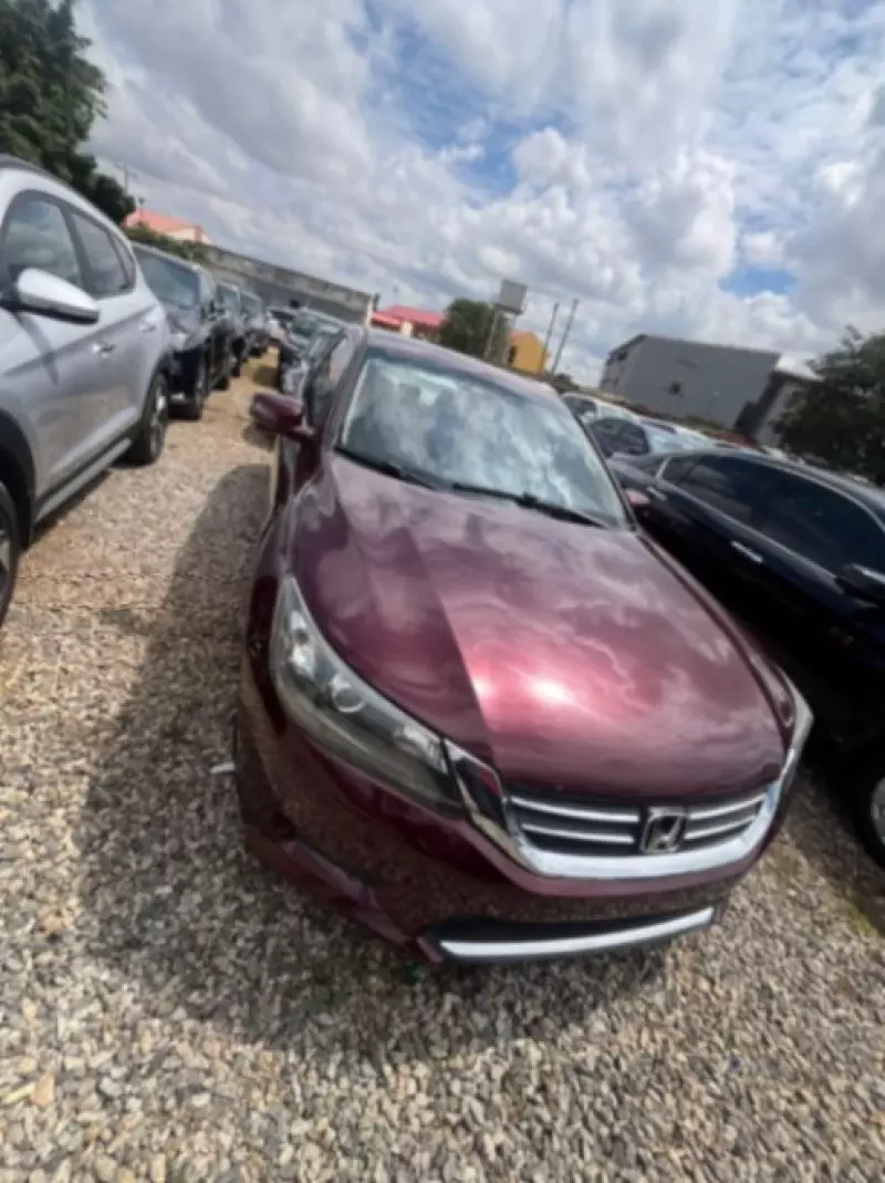 Honda Accord   - 2013