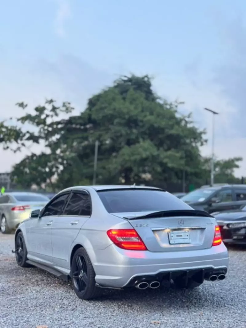 Mercedes-Benz C 300   - 2014