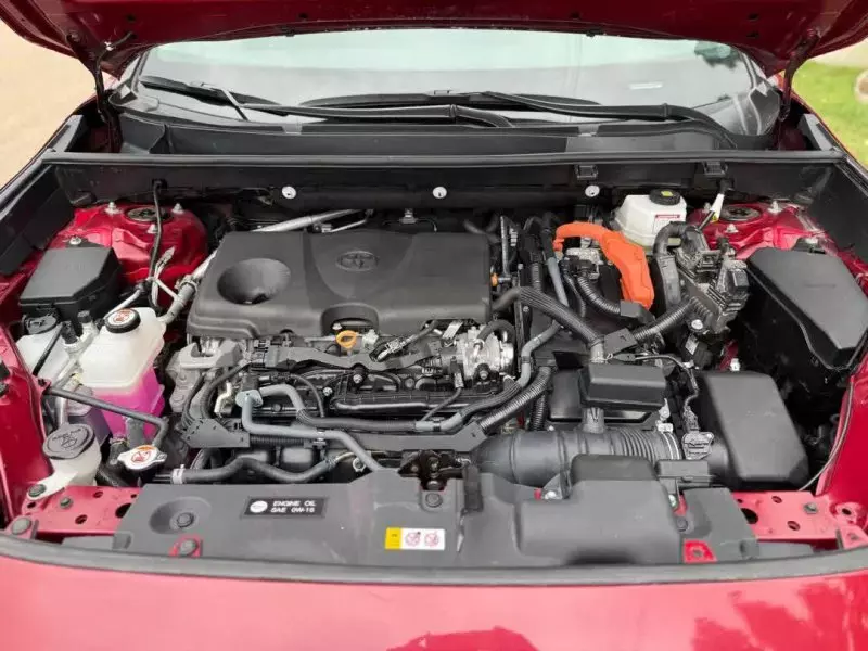 TOYOTA RAV 4   - 2024