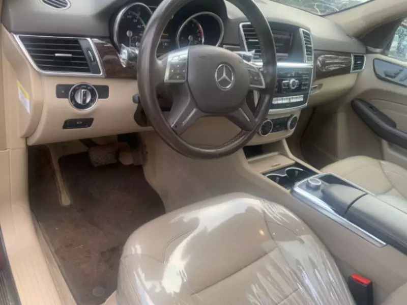 Mercedes-Benz ML 350   - 2013